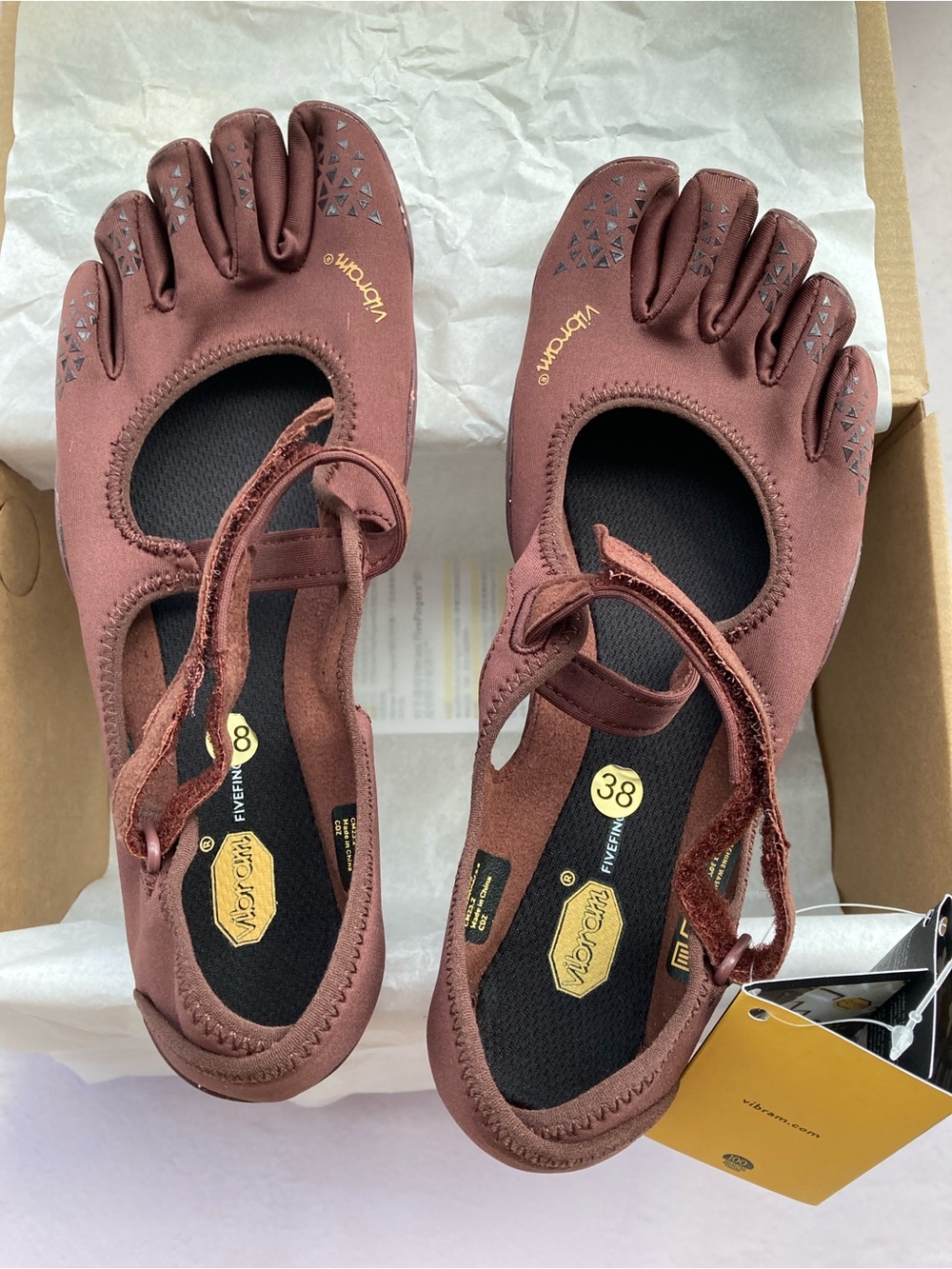 Vibram Women's FiveFingers Mary Jane Toe Shoes in Brown